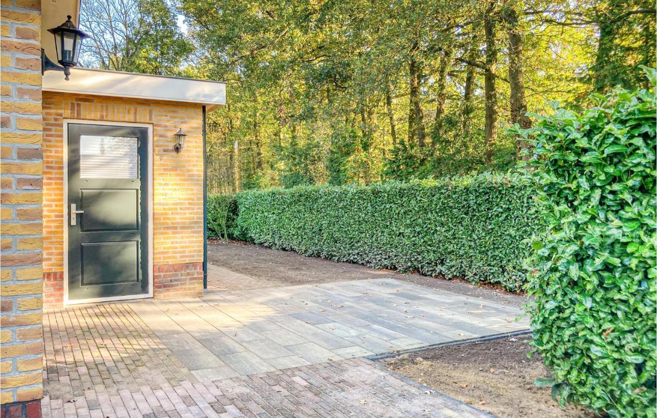 Nice Home In Putten With Kitchen Eksteriør billede
